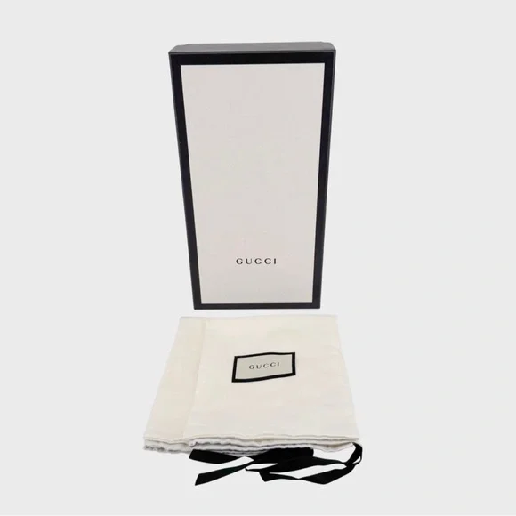 Gucci White and Green Sandals - Picture 12 of 12